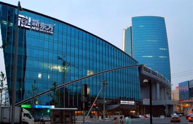 Công ty New Oriental là nhà cung cấp dịch vụ giáo dục lớn nhất Trung Quốc.