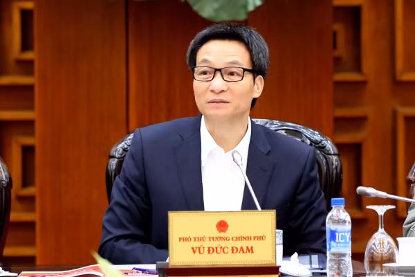 Phó Thủ tướng Vũ Đức Đam phát biểu tại cuộc họp Ủy ban quốc gia về người cao tuổi. Ảnh: VGP/Đình Nam