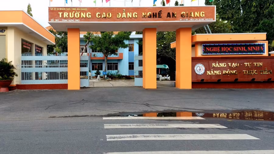 Trường Cao đẳng nghề An Giang tuyển 670 học sinh lớp 10 vừa học văn hóa vừa học nghề. 