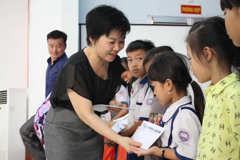 Tiếp sức học trò nơi cuối trời Tổ quốc ảnh 4