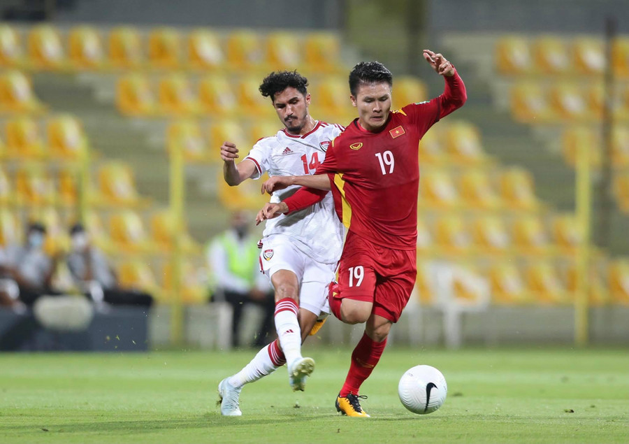 Tiền vệ Quang Hải đang thi đấu tại giải hạng Nhì nước Pháp. Tiền vệ Quang Hải đang thi đấu tại giải hạng Nhì nước Pháp.