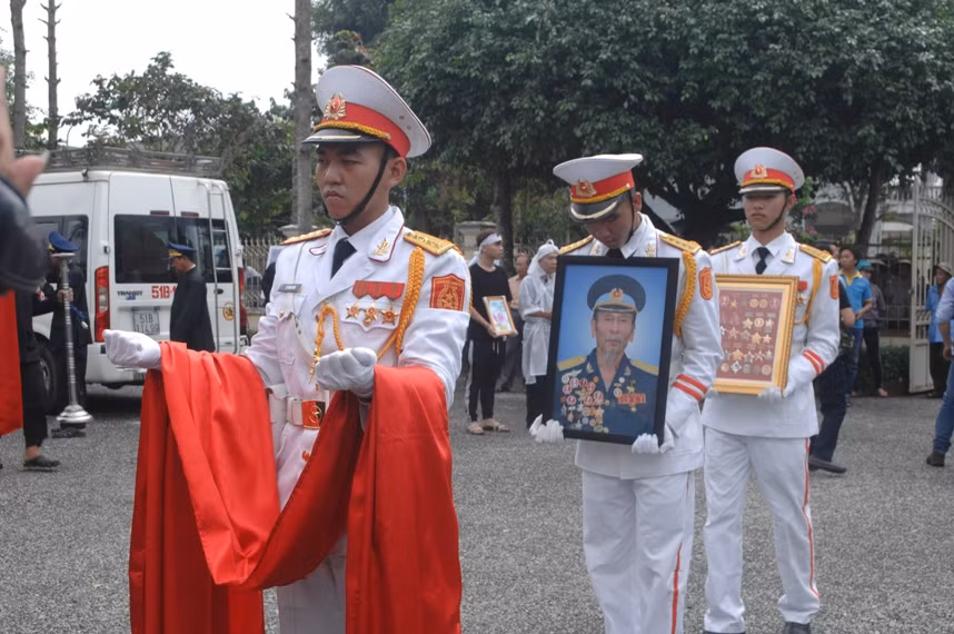 Đất mẹ Lai Vung đón người con anh hùng, phi công Nguyễn Văn Bảy về yên nghỉ