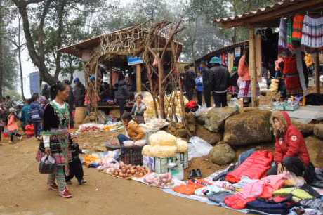 Dac sac phien cho vung cao Sin Suoi Ho, Lai Chau - Anh 4