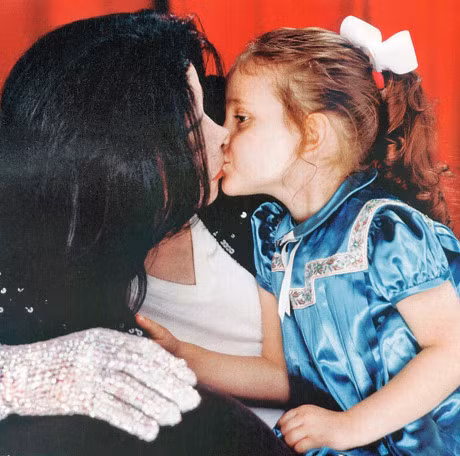 Con gai tiet lo bi mat cua Michael Jackson - Anh 3