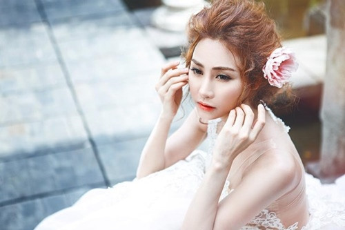 Thiệp cưới độc đáo của Ngân Khánh và chồng Việt kiều - 3