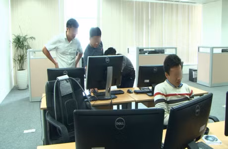 Duong day ca do bong da nghin ty cua kieu nu mien Tay bi triet pha - Anh 3