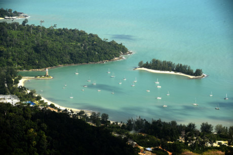 Cây cầu bộ hành lơ lửng giữa trời tại Langkawi - Ảnh 8 Cay cau bo hanh lo lung giua troi tai Langkawi - Anh 8