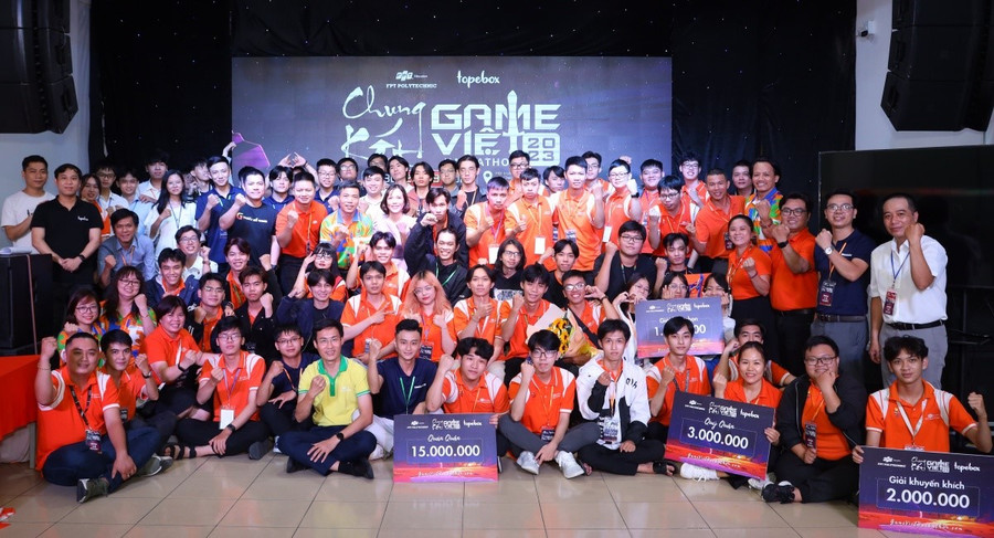 Các đội thi tham gia Game Việt Hackathon 2023.