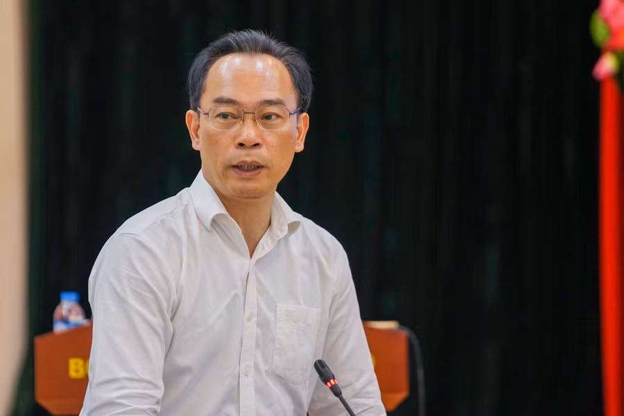 Thứ trưởng Hoàng Minh Sơn phát biểu tại cuộc họp.