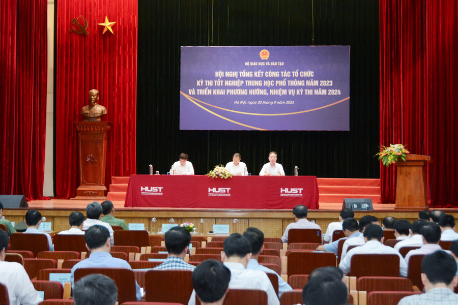 Hội nghị tổng kết công tác tổ chức Kỳ thi tốt nghiệp THPT năm 2023 và triển khai phương hướng, nhiệm vụ kỳ thi năm 2024.