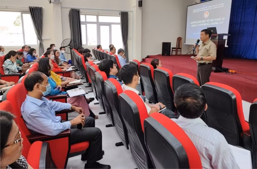 Hội nghị tập huấn về công tác quản lý văn bằng, chứng chỉ do Bộ GD&ĐT tổ chức vào tháng 11/2022.