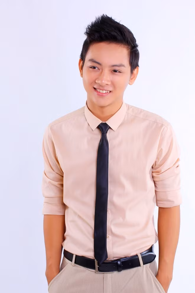 Trong quá trình lên Sài Gòn học nhạc, Hoài Lâm cũng nhận thấy sự khó khăn khi bị thiếu hụt kiến thức và vốn sống so với nhiều người khác do bỏ học giữa chừng, anh tâm sự: 