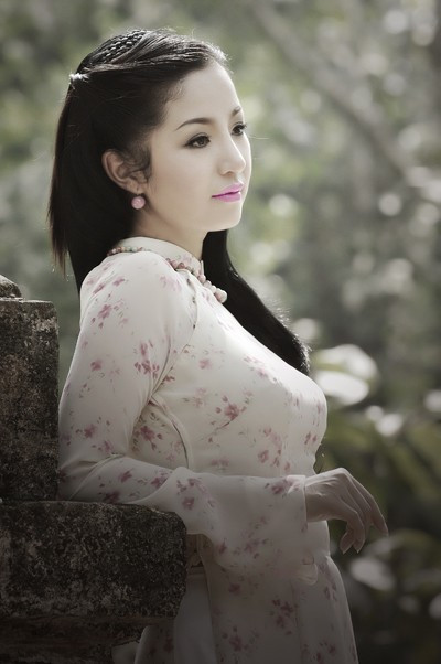 Sao Việt người bị chồng đánh mất trí, kẻ trầm cảm vì bị lừa