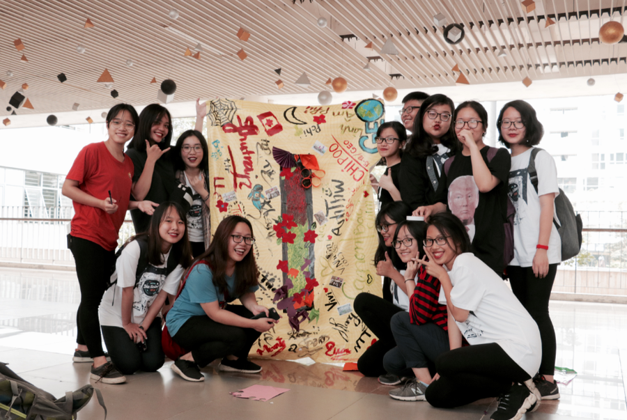 Lớp Địa hoàn thành chữ I