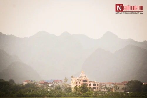 Cận cảnh biệt điện của bà Điền đạo "dùng nước lã chữa bách bệnh"