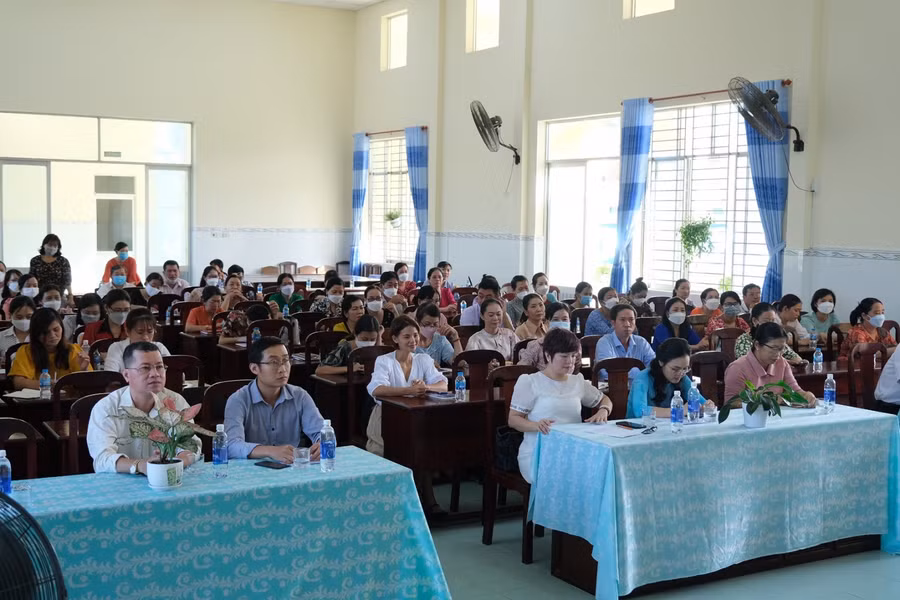 Quang cảnh buổi tập huấn.