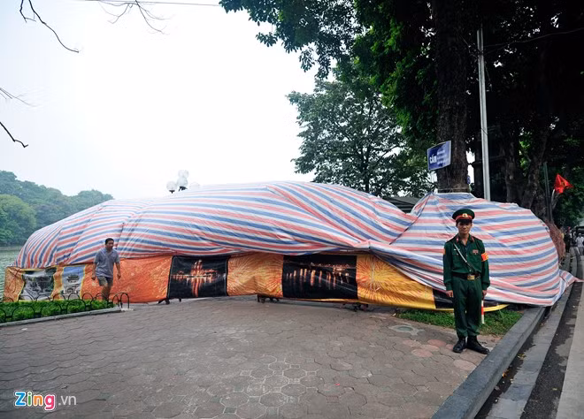 Các trận địa pháo hoa mừng giải phóng thủ đô đã sẵn sàng