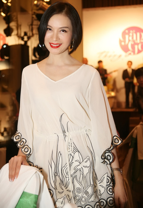 thời trang U50