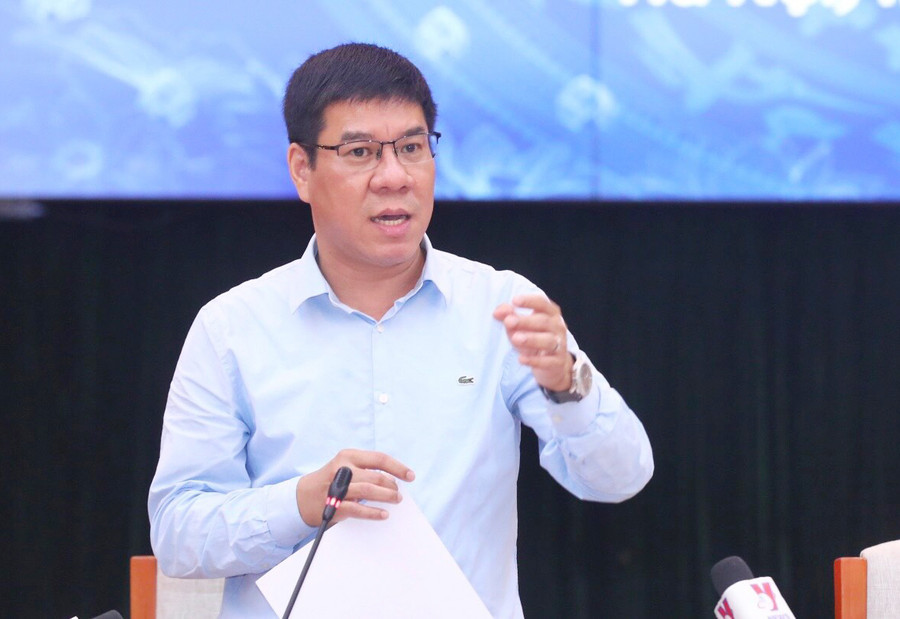 GS.TS Huỳnh Văn Chương. GS.TS Huỳnh Văn Chương.