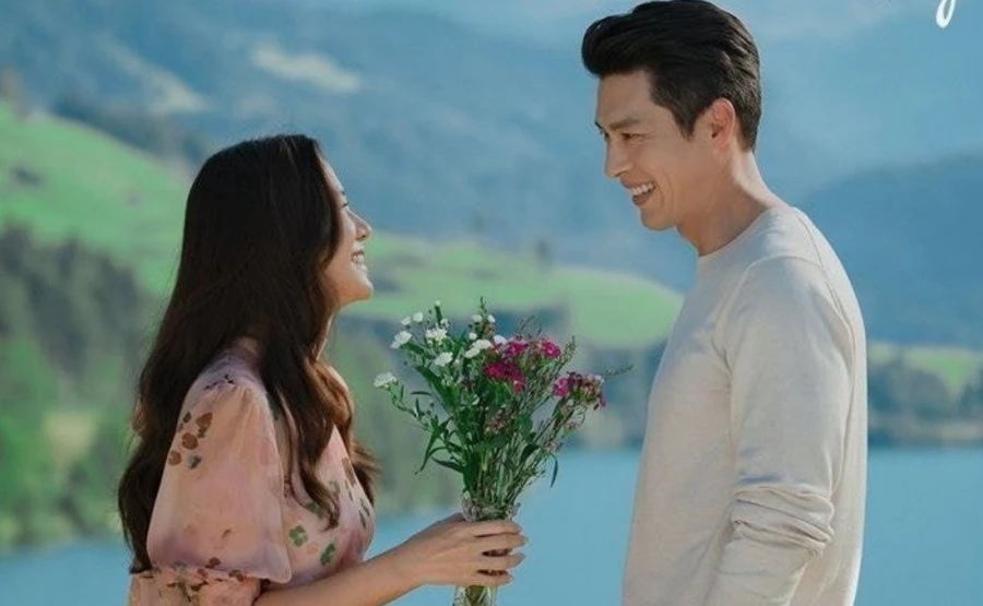 Cặp đôi Hyun Bin và Son Ye Jin trong Hạ cánh nơi anh.