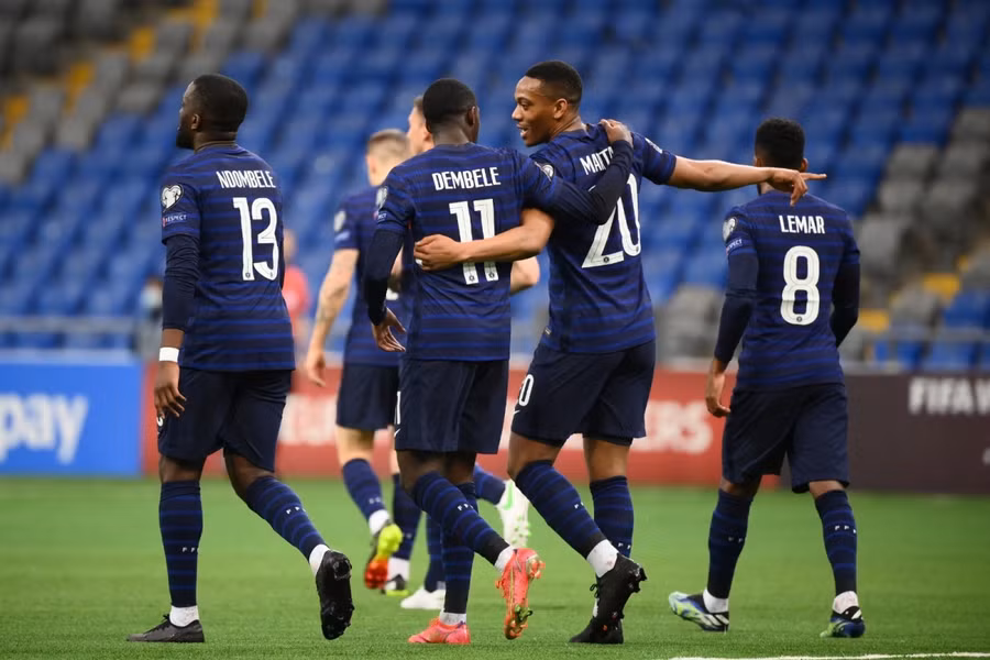 Pháp nhẹ nhàng đánh bại Kazakhstan. (Ảnh: Getty)