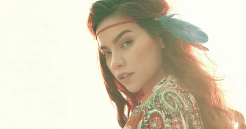 Sao Hoa cỏ may: Hà Hồ, Hạ Vi lận đận tình trường