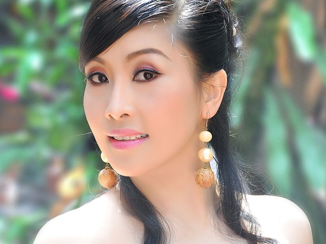 nha hoanh trang trong hem cua dien vien kieu oanh - 1