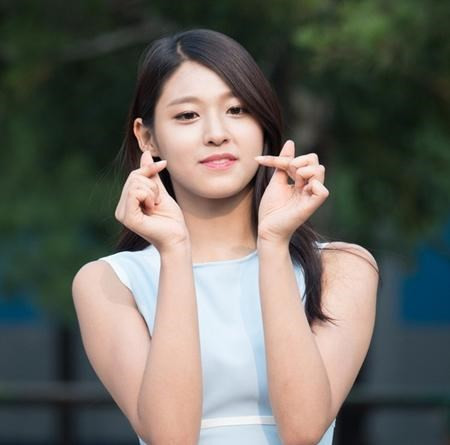Những ngôi sao gợi cảm bậc nhất showbiz xứ Kim chi - ảnh 14