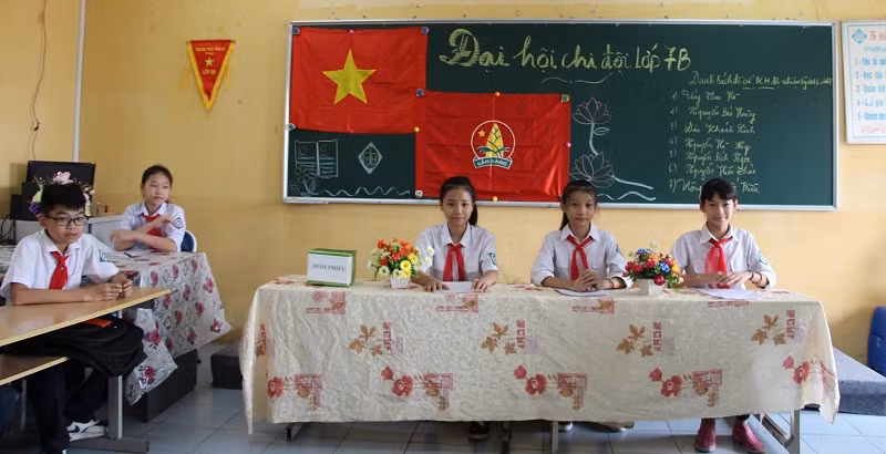 Học sinh Trường THCS Vân Hồ luôn được giáo dục cách ứng xử văn hóa.