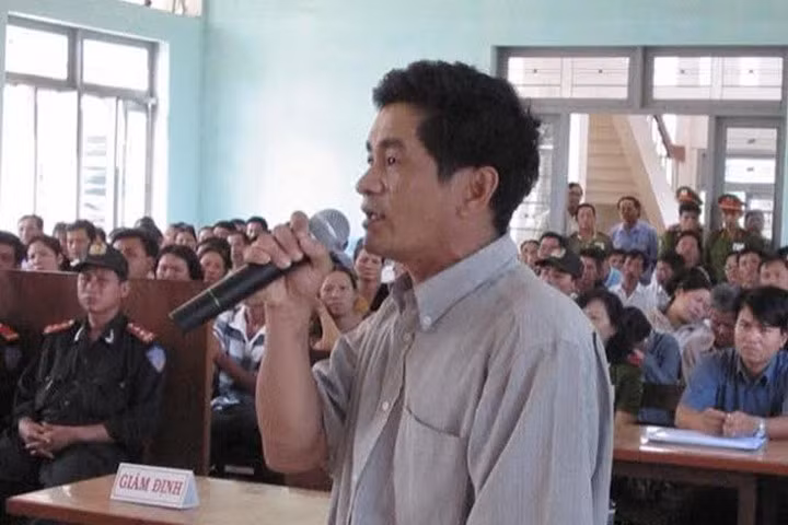 Sẽ thu hồi thẻ luật sư của điều tra viên vụ án oan Huỳnh Văn Nén?