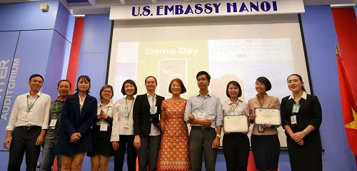 Các đội chiến thắng cuộc thi "Khởi nghiệp vì môi trường"