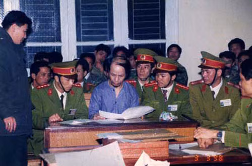 Trùm Năm Cam run rẩy, Vũ Xuân Trường lì lợm trước thời khắc độ hồn - Ảnh 4