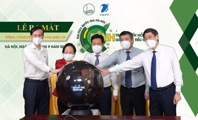 Kênh trực tuyến hỗ trợ giáo dục tiểu học chính thức ra mắt ngày 15/9/2021. Ảnh: ĐHQGHN cung cấp