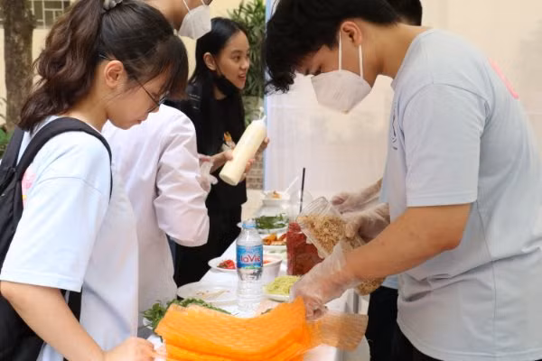 80% lợi nhuận thu được từ Hội chợ sẽ dành cho hoạt động thiện nguyện.