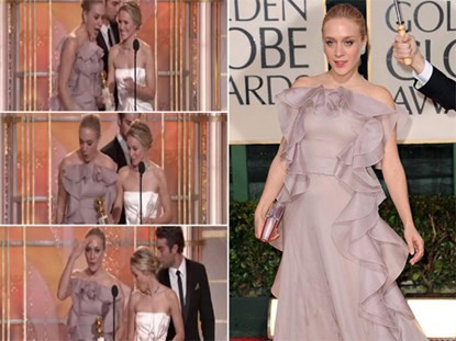 Sao ngượng ngùng vì sự cố váy áo tại Quả cầu vàng ảnh 8 Sao ngượng ngùng vì sự cố váy áo tại Quả cầu vàng ảnh 8