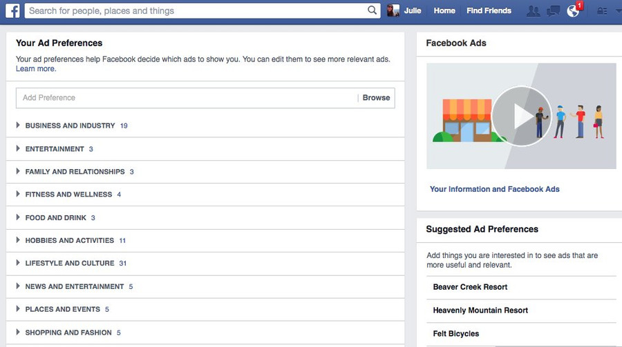 Nó sẽ mở ra một danh sách chung, dưới mỗi dòng là mục riêng và những gì bạn đã thích. Chúng ảnh hưởng đến quảng cáo mà bạn thấy.