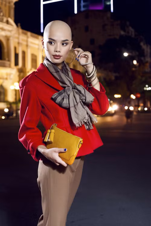 Thu Hiền từng lọt vào top 5 chương trình Vietnams Next Top Model 2010. Tên tuổi của cô khá mờ nhạt cho tới khi giành được danh hiệu quán quân của Cuộc đua kỳ thú 2013.