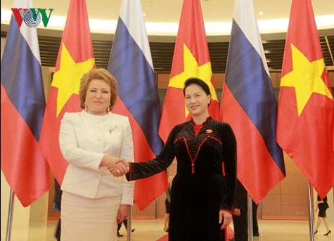 Chủ tịch Quốc hội Nguyễn Thị Kim Ngân và Chủ tịch Hội đồng Liên bang Nga Valentina Ivanovna Matviyenko. Ảnh: VOV