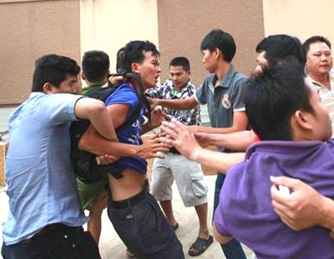 Những người tấn công cư dân chung cư cao cấp là ai?