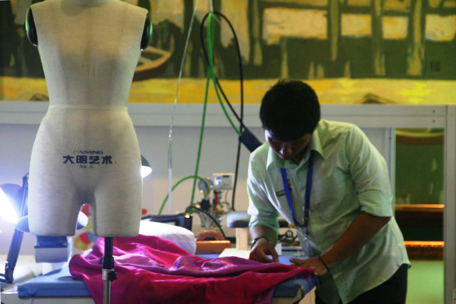 Nhiều cơ hội việc làm trong nghề thiết kế thời trang.