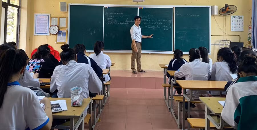 Giờ học tại Trường THPT Trần Quang Khải (Hưng Yên). Ảnh: NTCC