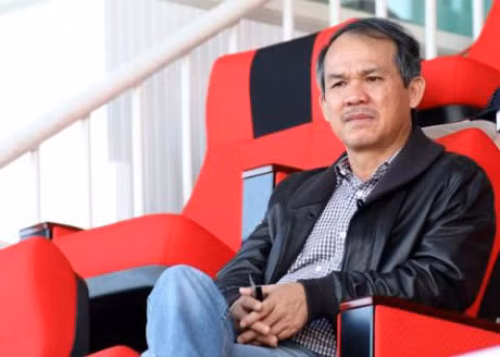 Bau Duc mung hut, Minh Nhua - Cuong dola cung khoe sieu xe - Anh 1