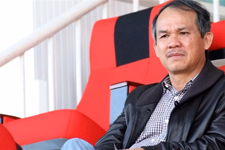 Bầu Đức mừng hụt, Minh Nhựa - Cường đôla cùng khoe siêu xe