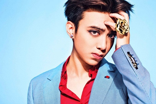 Ca sĩ trẻ Soobin Hoàng Sơn đang trở thành một hiện tượng mới đầy thu hút của showbiz Việt.
