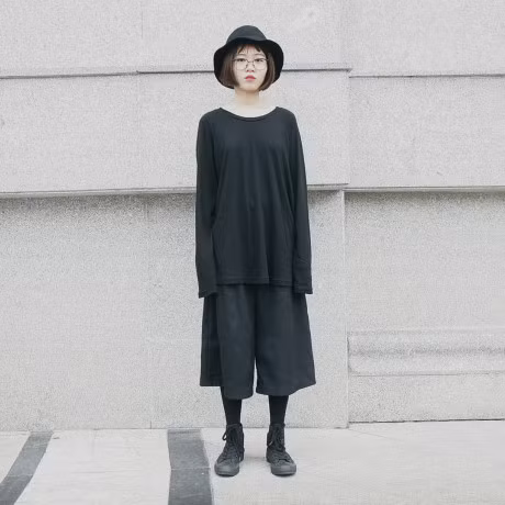 Den hen lai len quan ong rong tiep tuc can quet xu huong thoi trang 2017 - Anh 5