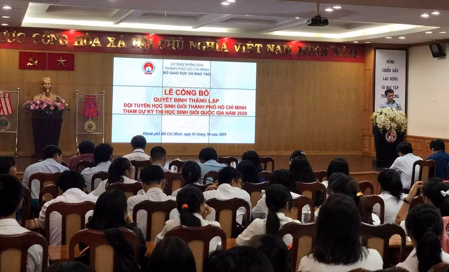 Sở GD&ĐT TP.HCM thành lập 11 đội tuyển dự kỳ thi học sinh giỏi quốc gia năm 2020