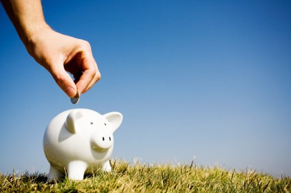 Cưới nhau 2,5 năm vợ chồng tôi để dành được 200 triệu