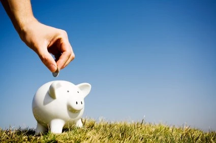 Cưới nhau 2,5 năm vợ chồng tôi để dành được 200 triệu