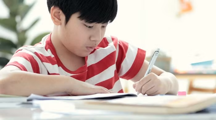 Một trong những lợi ích tuyệt vời của việc dạy trẻ quản lý thời gian là giúp bé hình thành thói quen khoa học. Ảnh minh họa: ITN.