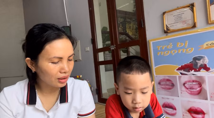 Cô giáo mầm non Vũ Thị Hương tại huyện Hiệp Hòa (Bắc Giang). Ảnh: Ngô Chuyên